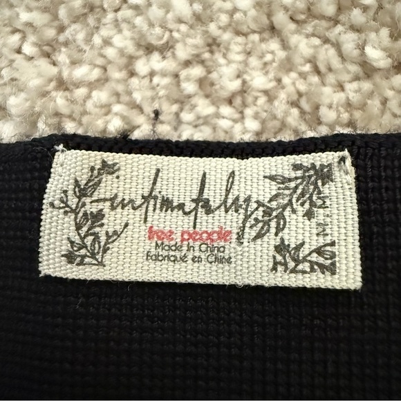 Free People Intimately Size M Flutter Crop Top Butterfly 3D Mesh Sleeve Witchy - Picture 7 of 9